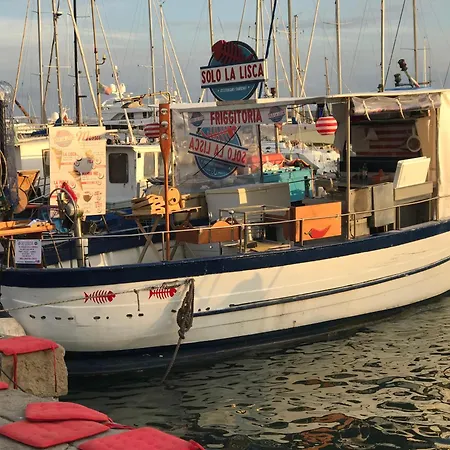 Lisca's A Casa Del Capitano *